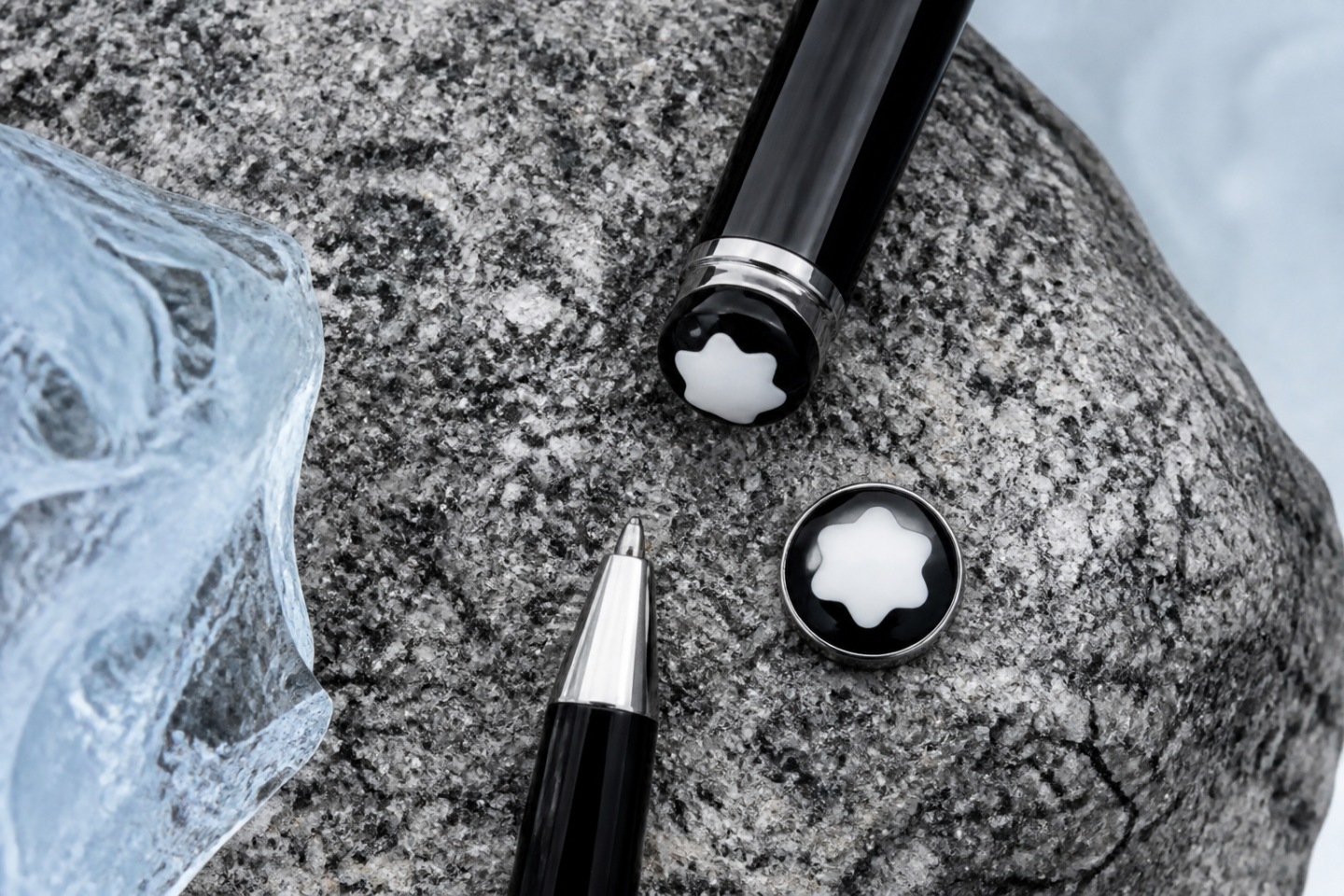 O cume visto de cima — imagem editorial exclusiva relacionada a A estrela branca Montblanc: origem e significado do emblema